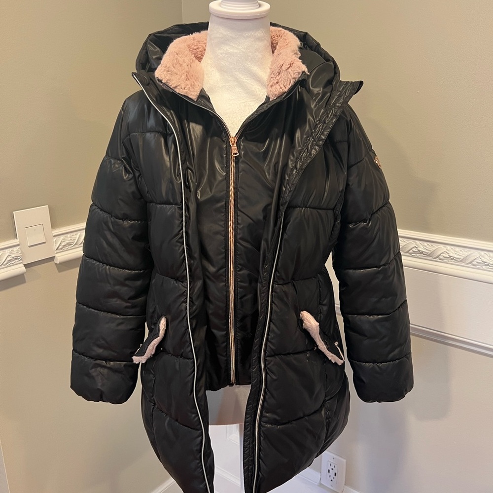 Women's Black Puffer Jacket with Hood